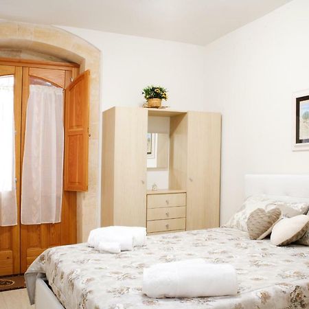 Rosa Holiday Home Сиракузы Экстерьер фото